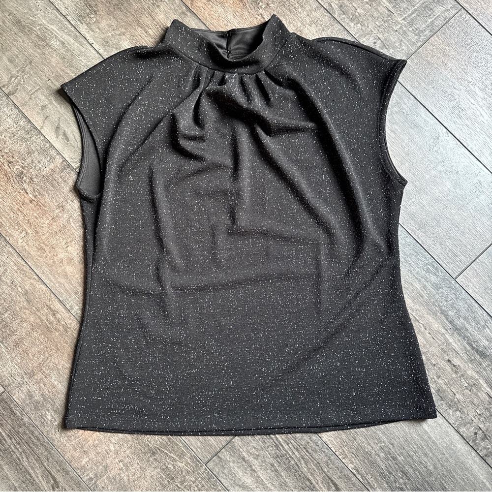 Ann Taylor Mock Neck Short Sleeve Black Sparkle Pleated Top size L